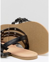 schwarze beschlagene flache Sandalen von Asos