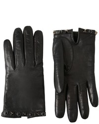 schwarze beschlagene Handschuhe