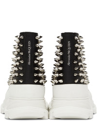 schwarze beschlagene hohe Sneakers aus Leder von Alexander McQueen