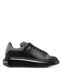 schwarze beschlagene Leder niedrige Sneakers von Alexander McQueen