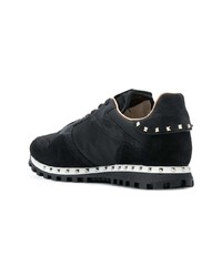 schwarze beschlagene Leder niedrige Sneakers von Valentino