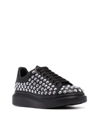 schwarze beschlagene Leder niedrige Sneakers von Alexander McQueen