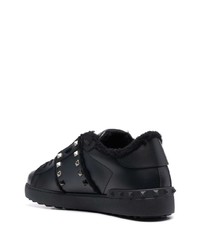 schwarze beschlagene Leder niedrige Sneakers von Valentino Garavani