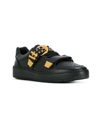 schwarze beschlagene Leder niedrige Sneakers von Versace