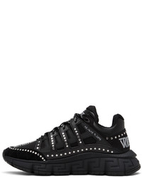 schwarze beschlagene Segeltuch niedrige Sneakers von Versace