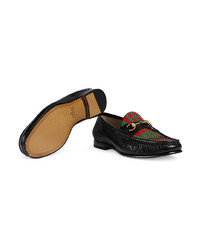 schwarze bestickte Leder Slipper von Gucci