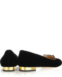 schwarze bestickte Wildleder Slipper von Charlotte Olympia