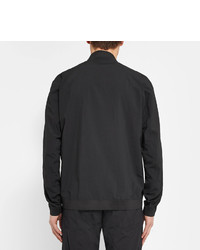 schwarze Bomberjacke von Arcteryx Veilance