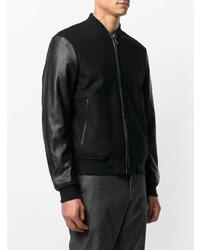 schwarze Bomberjacke von Emporio Armani