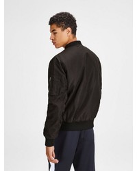 schwarze Bomberjacke von Jack & Jones