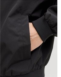 schwarze Bomberjacke von Jack & Jones