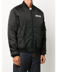 schwarze Bomberjacke von Moschino