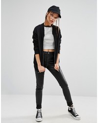 schwarze Bomberjacke von Asos