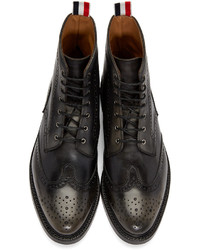 schwarze Brogue Stiefel von Thom Browne