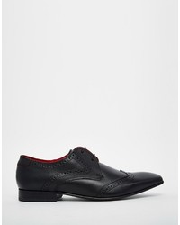 schwarze Brogues von Base London