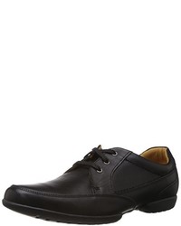 schwarze Business Schuhe von Clarks