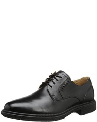 schwarze Business Schuhe von Clarks