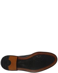 schwarze Business Schuhe von Clarks