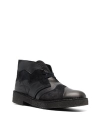 schwarze Camouflage Chukka-Stiefel aus Leder von Clarks Originals