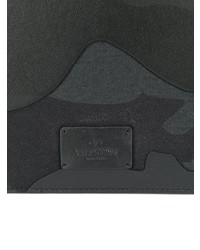 schwarze Camouflage Leder Clutch Handtasche von Valentino