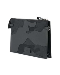 schwarze Camouflage Leder Clutch Handtasche von Valentino