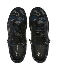 schwarze Camouflage niedrige Sneakers von Giuseppe Zanotti