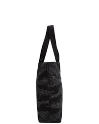 schwarze Camouflage Shopper Tasche aus Jeans von Diesel