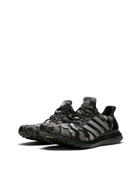 schwarze Camouflage Sportschuhe von adidas