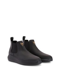 schwarze Chelsea Boots aus Leder von Giuseppe Zanotti