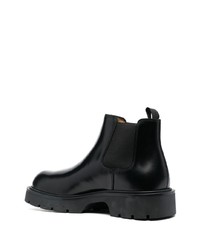 schwarze Chelsea Boots aus Leder von Sandro