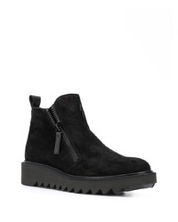 schwarze Chelsea Boots aus Wildleder von Giuseppe Zanotti