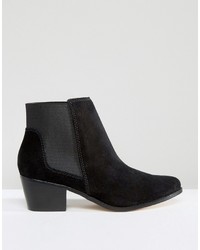 schwarze Chelsea Boots aus Wildleder von Miss KG