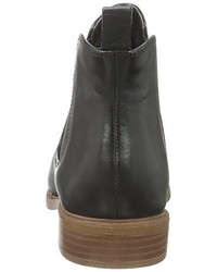 schwarze Chelsea Boots von Clarks