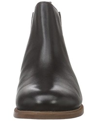 schwarze Chelsea Boots von Clarks