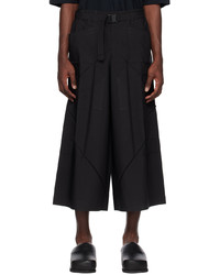 schwarze Chinohose von 132 5. ISSEY MIYAKE