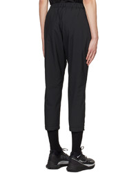 schwarze Chinohose von Snow Peak