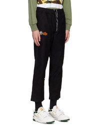 schwarze Chinohose von AAPE BY A BATHING APE