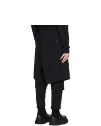 schwarze Chinohose von Julius