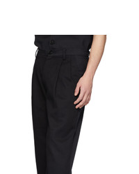 schwarze Chinohose von Goodfight