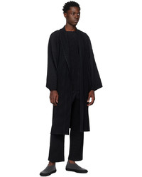 schwarze Chinohose von Homme Plissé Issey Miyake