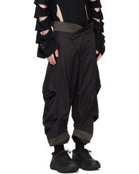 schwarze Chinohose von Aenrmòus