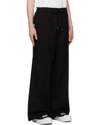 schwarze Chinohose von Miharayasuhiro