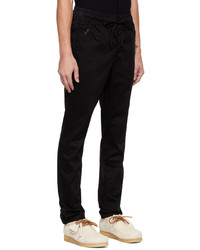 schwarze Chinohose von Cotton Citizen