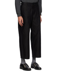 schwarze Chinohose von Beams Plus