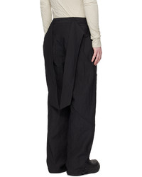 schwarze Chinohose von Aenrmòus