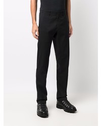 schwarze Chinohose von Veilance