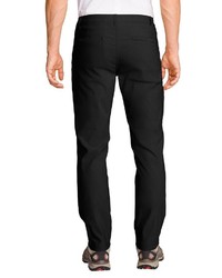 schwarze Chinohose von Eddie Bauer