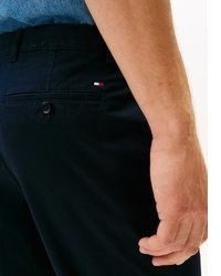 schwarze Chinohose von Tommy Hilfiger