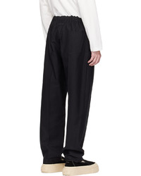 schwarze Chinohose von MM6 MAISON MARGIELA