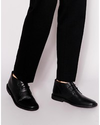 schwarze Chukka-Stiefel aus Leder
